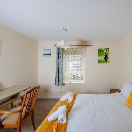 Fab Arthur Seat Views, Old Town Apartment Единбург Екстер'єр фото