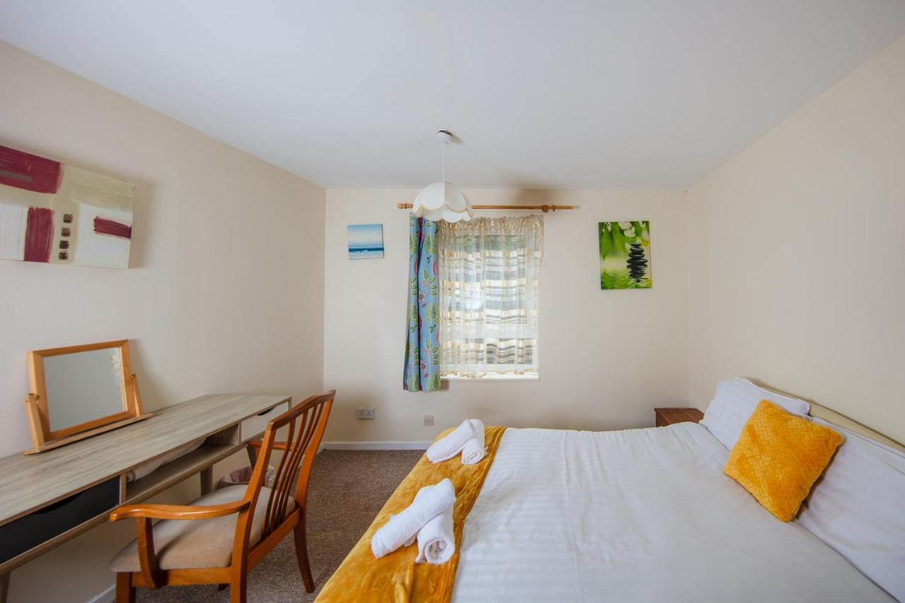 Fab Arthur Seat Views, Old Town Apartment Единбург Екстер'єр фото