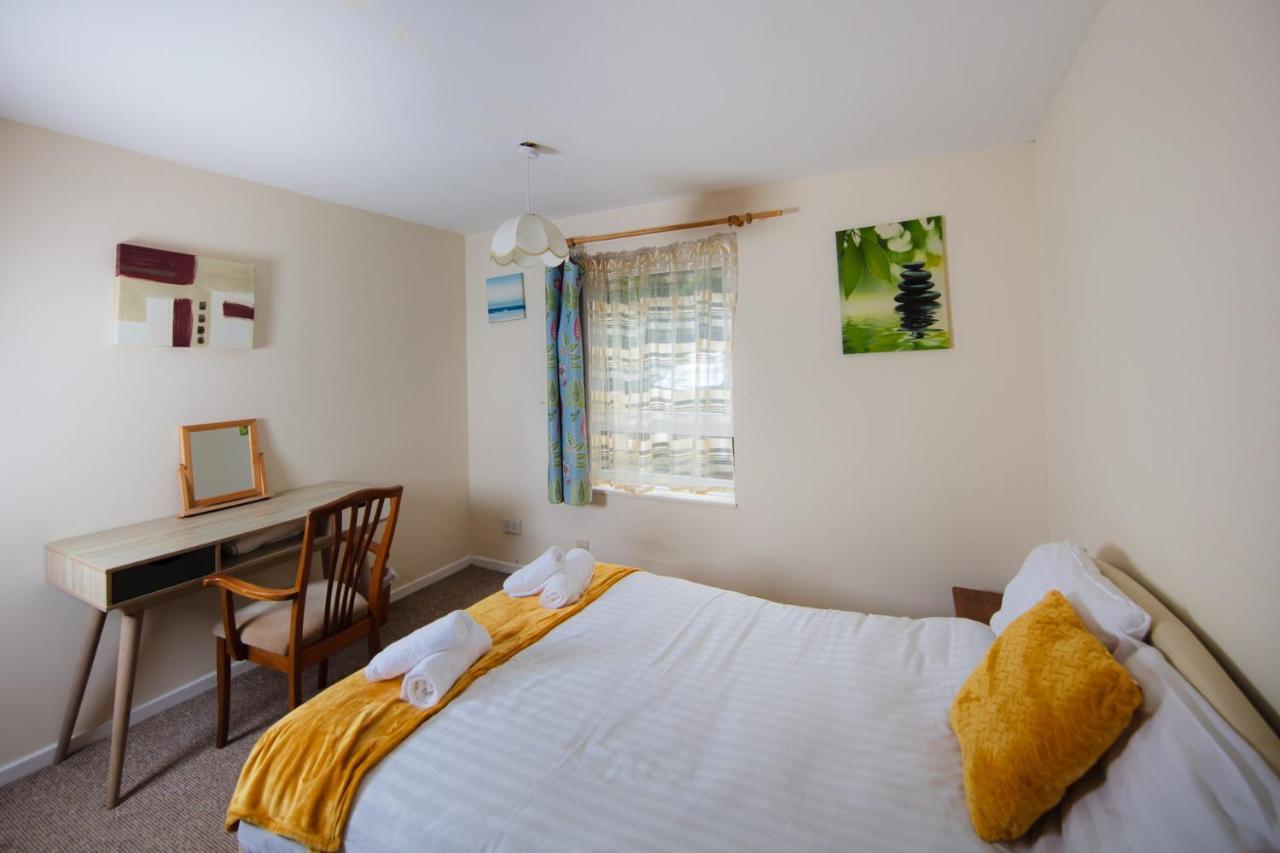 Fab Arthur Seat Views, Old Town Apartment Единбург Екстер'єр фото