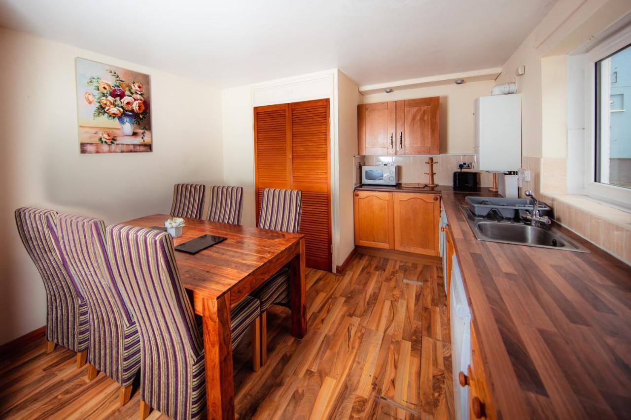 Fab Arthur Seat Views, Old Town Apartment Единбург Екстер'єр фото