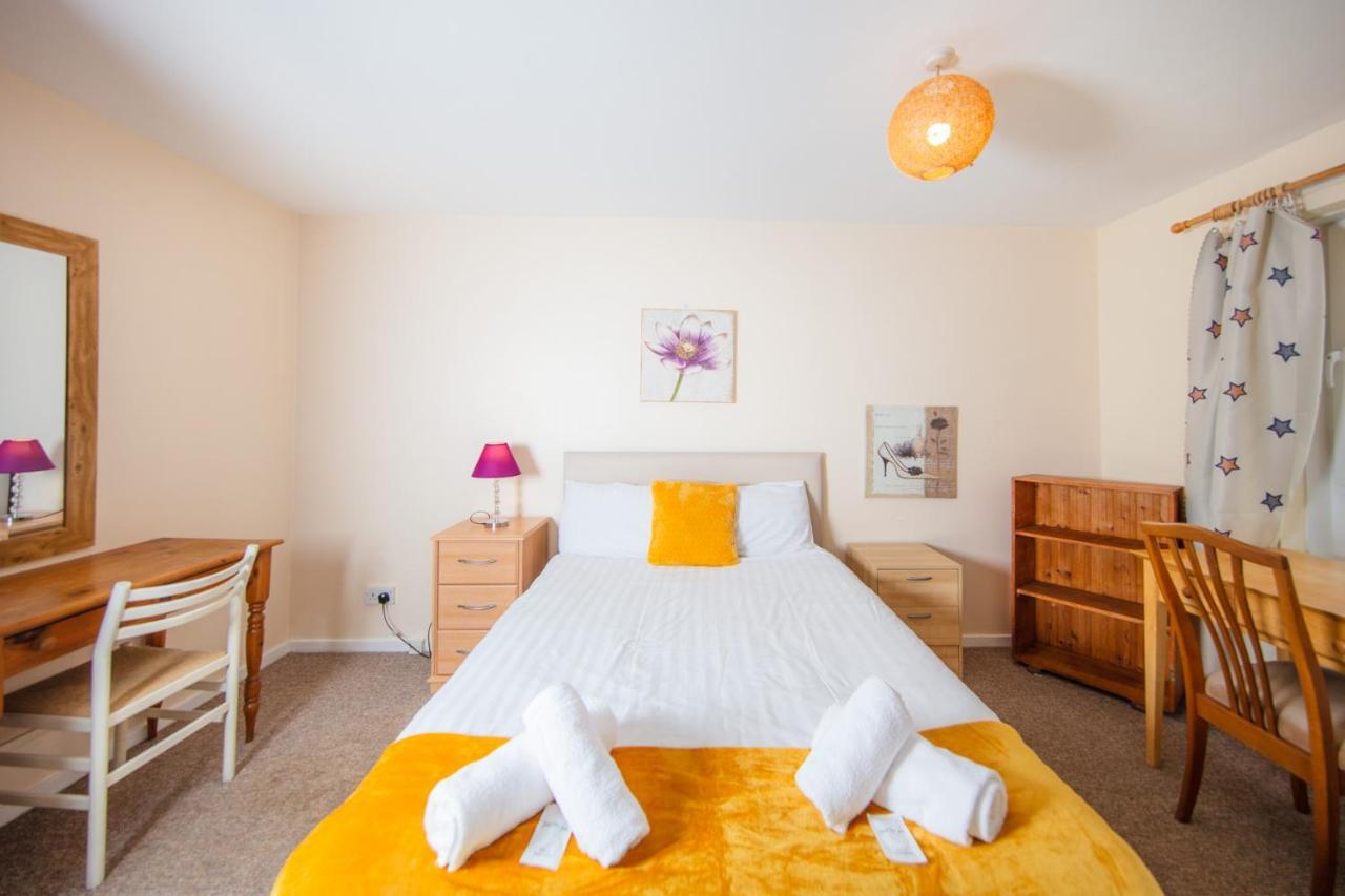 Fab Arthur Seat Views, Old Town Apartment Единбург Екстер'єр фото