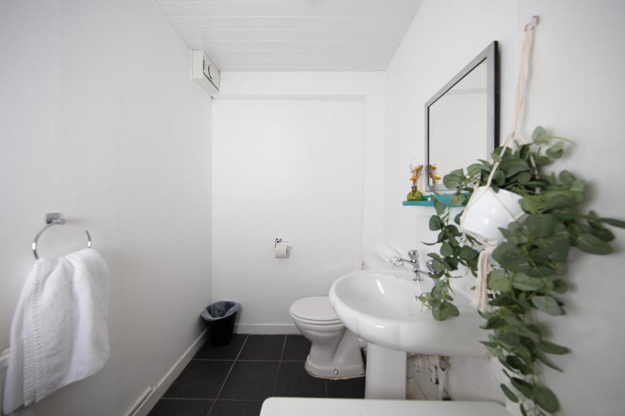 Fab Arthur Seat Views, Old Town Apartment Единбург Екстер'єр фото