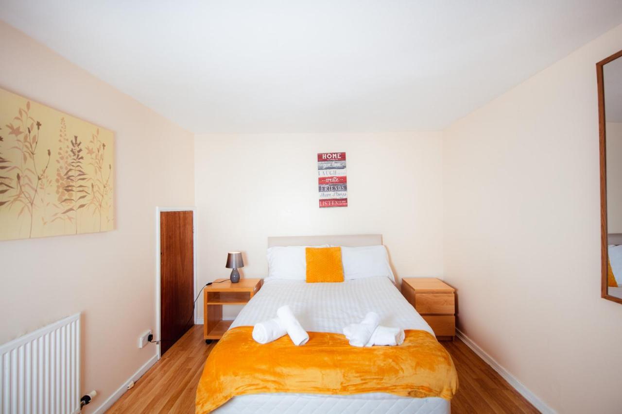 Fab Arthur Seat Views, Old Town Apartment Единбург Екстер'єр фото