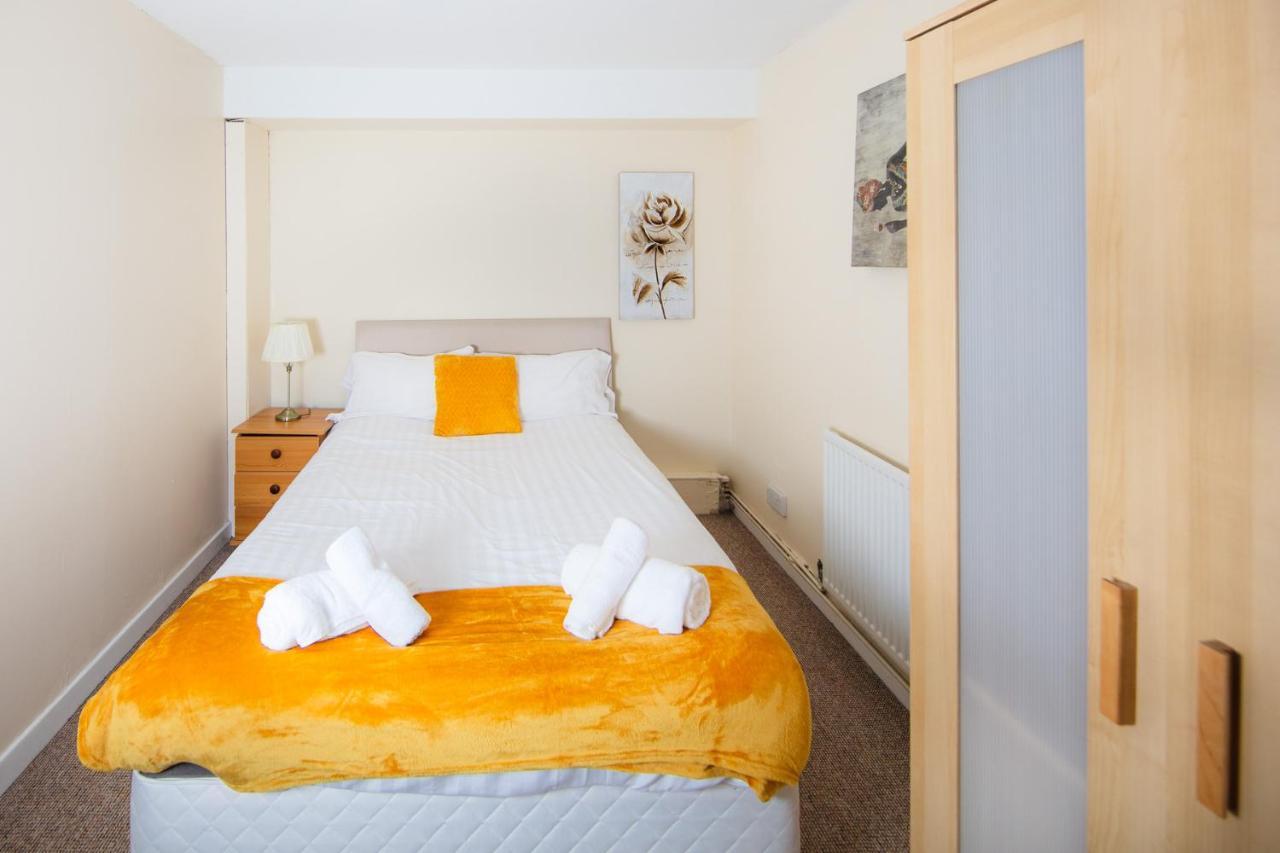 Fab Arthur Seat Views, Old Town Apartment Единбург Екстер'єр фото
